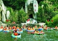 石燕湖黑龙潭地下峡谷