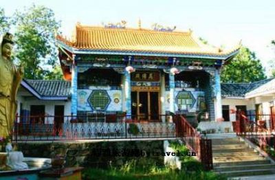 方山活佛寺