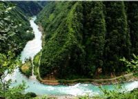 独龙江河谷