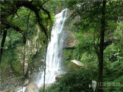 拉灯旅游景观瀑布群