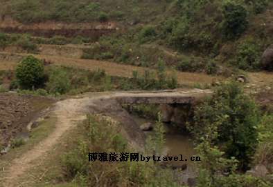勐库小村河古石桥