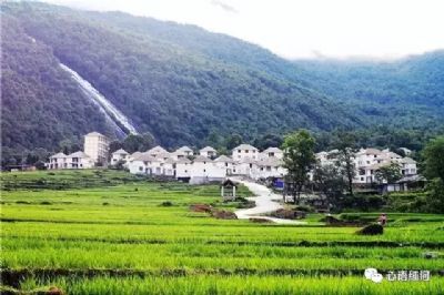 标水岩村