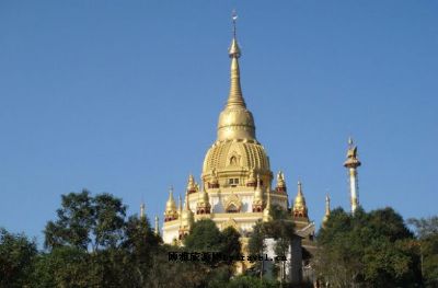 姐勒大金塔