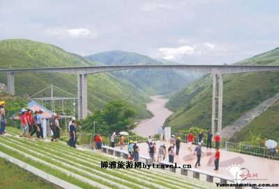 世界第一高桥旅游风景区