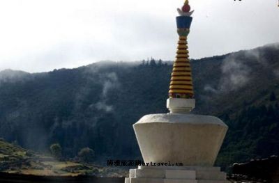 贡当神山