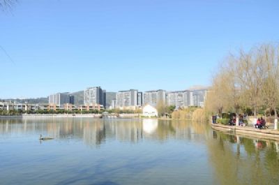 月牙潭公园