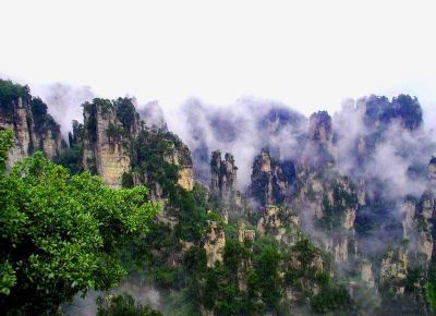 鱼形湖·四方山旅游景区