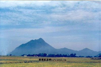羞女峰