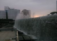 广州东站广场水景瀑布