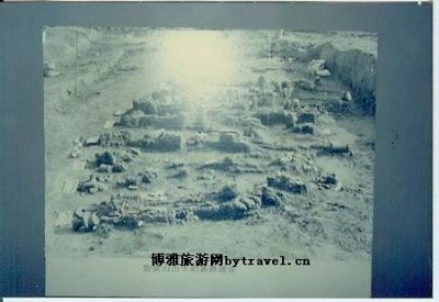 营盘山古墓葬群遗址