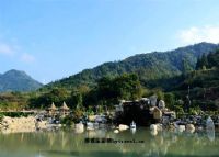 天露山禅龙峡度假区