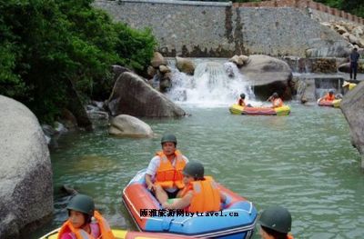 台山龙潭峡漂流