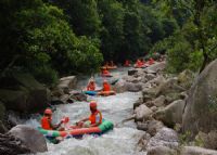 北峰山探险漂流