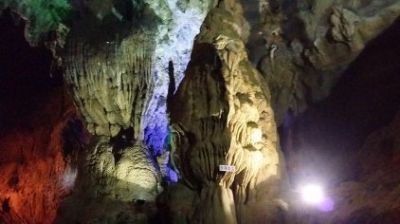 英德石景地下河